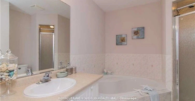 Upper-6 Altamont Road, Toronto, ON, M2M 1S4 - 10