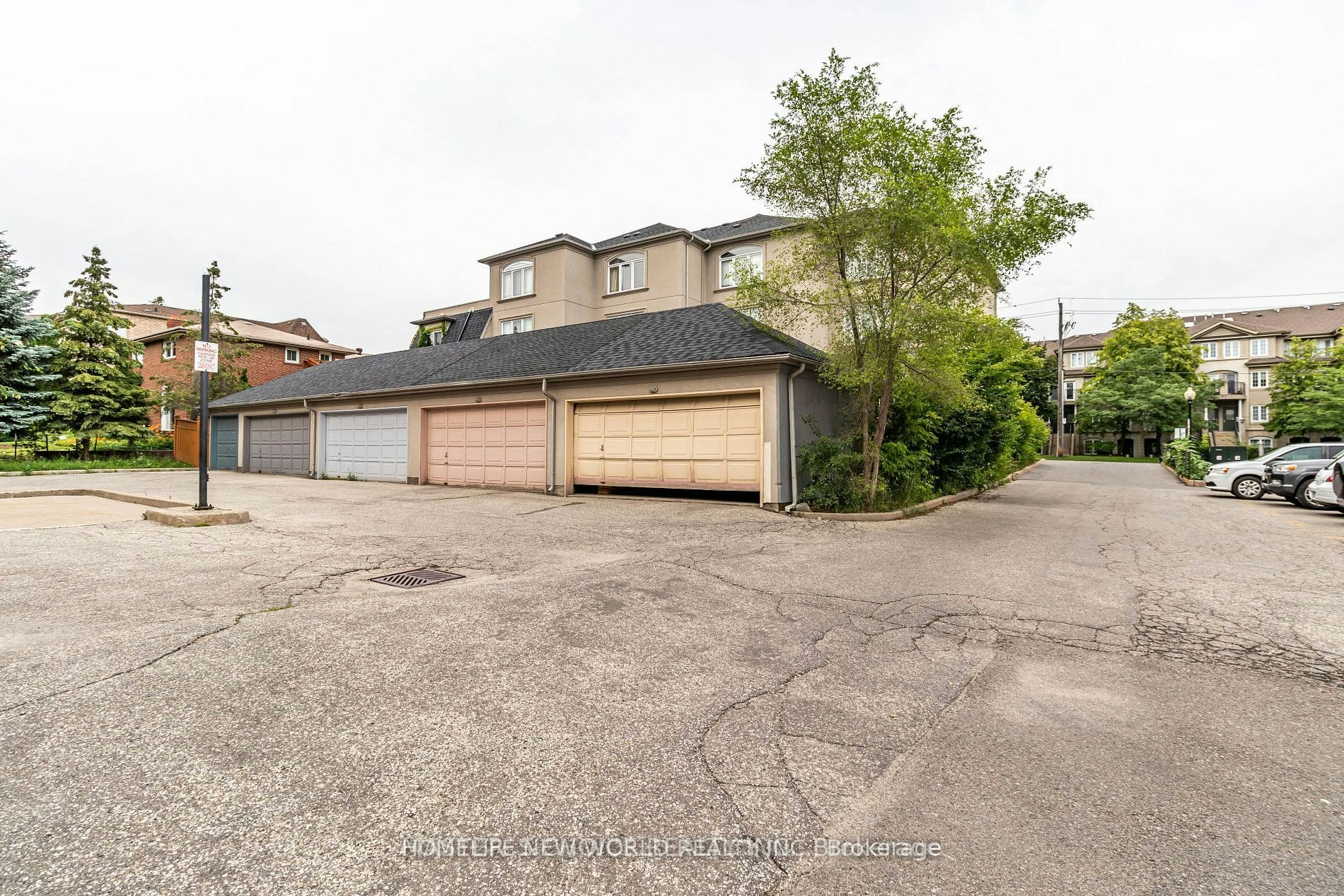 Upper-6 Altamont Road, Toronto, ON, M2M 1S4 - 12