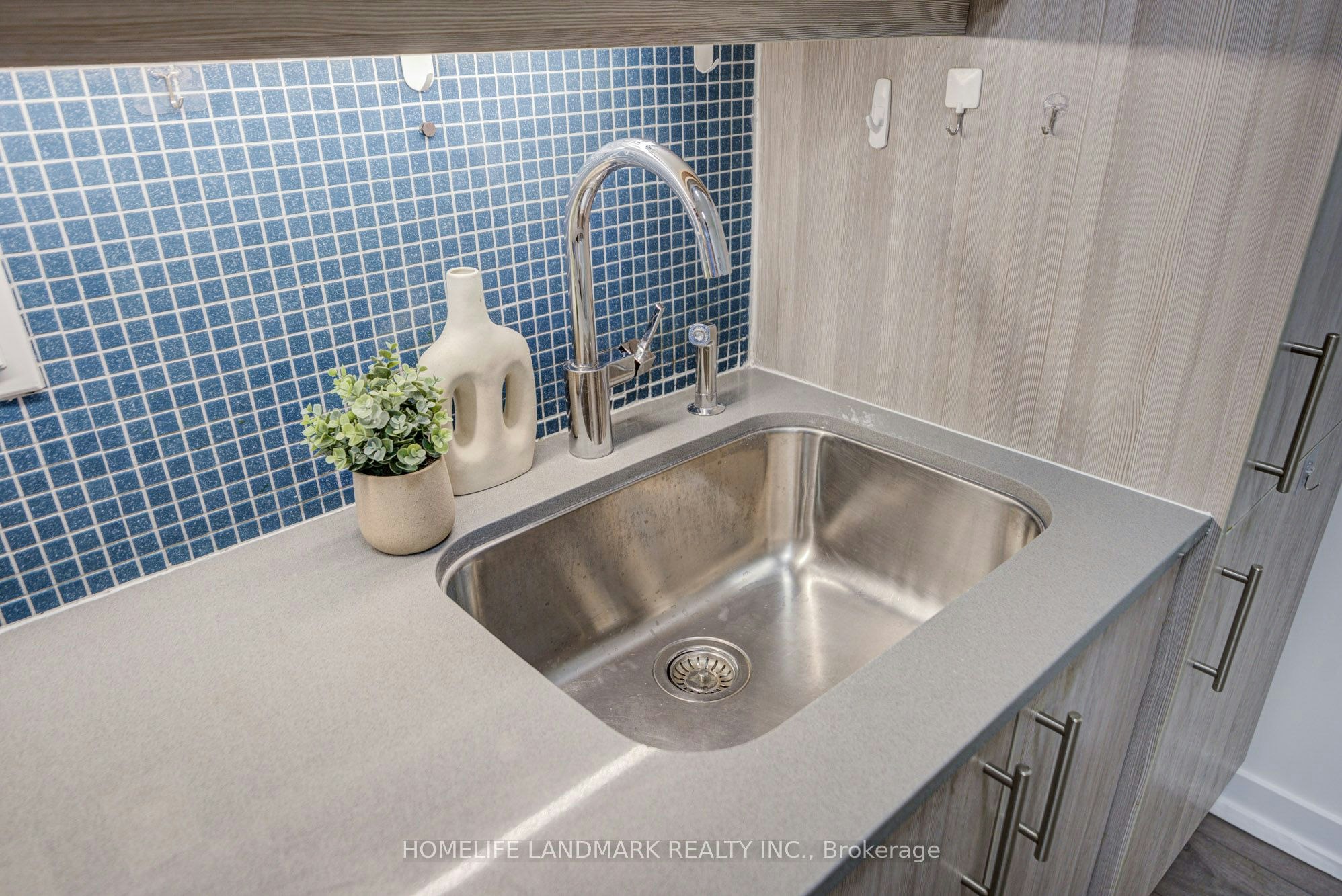 901-297 College Street, Toronto, ON, M5T 1S2 - 17