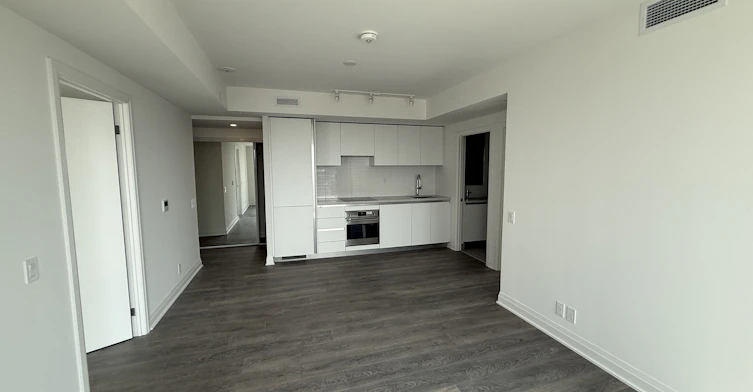 910-25 Frederick Todd Way, Toronto, ON, M4G 0C9 - 2