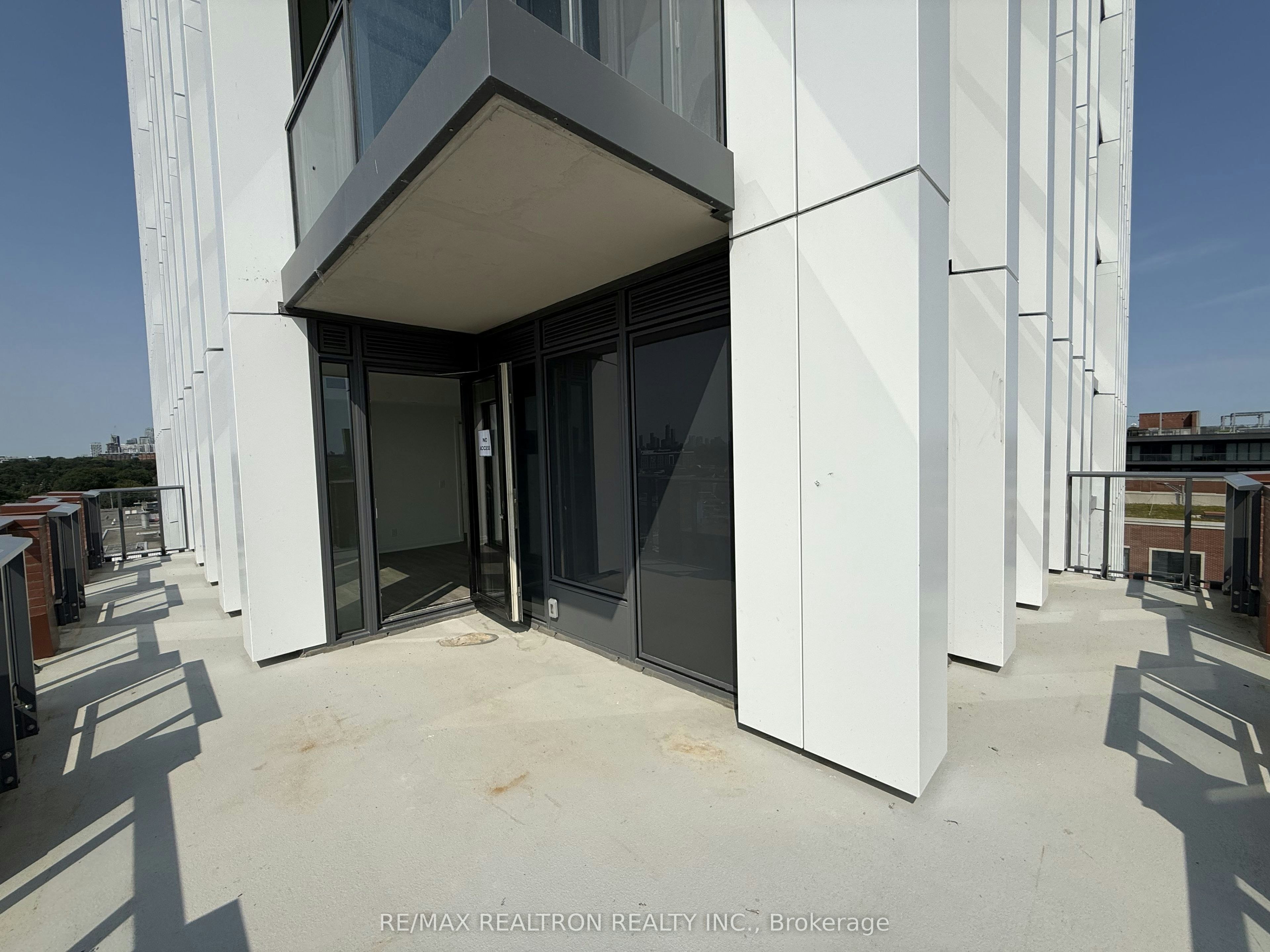 910-25 Frederick Todd Way, Toronto, ON, M4G 0C9 - 11