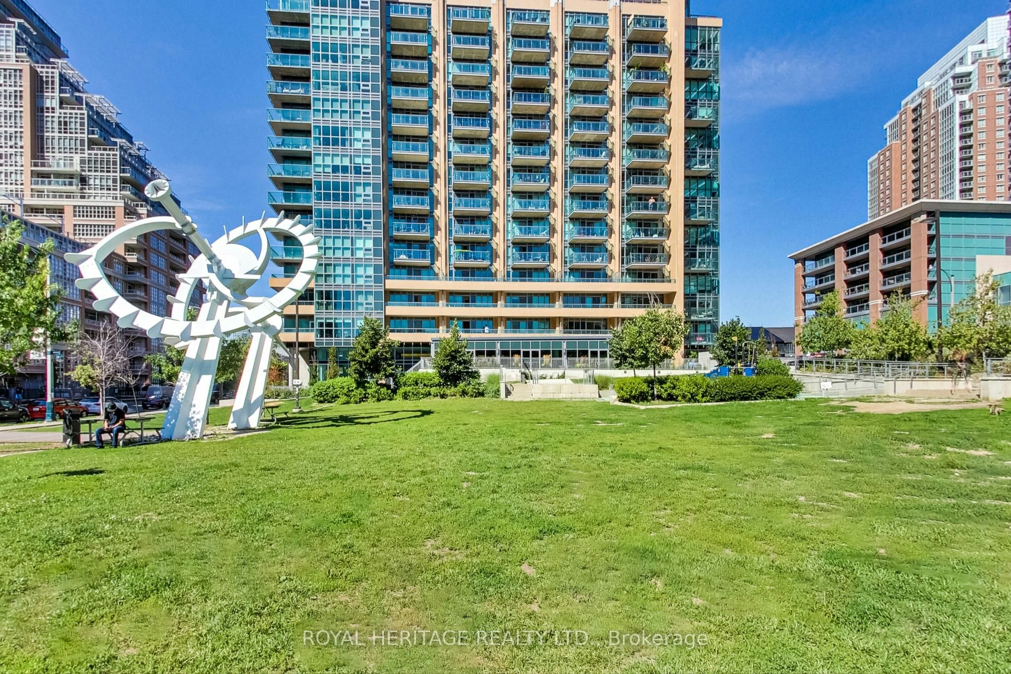 605-55 East Liberty Street, Toronto, ON, M6K 3P9 - 3