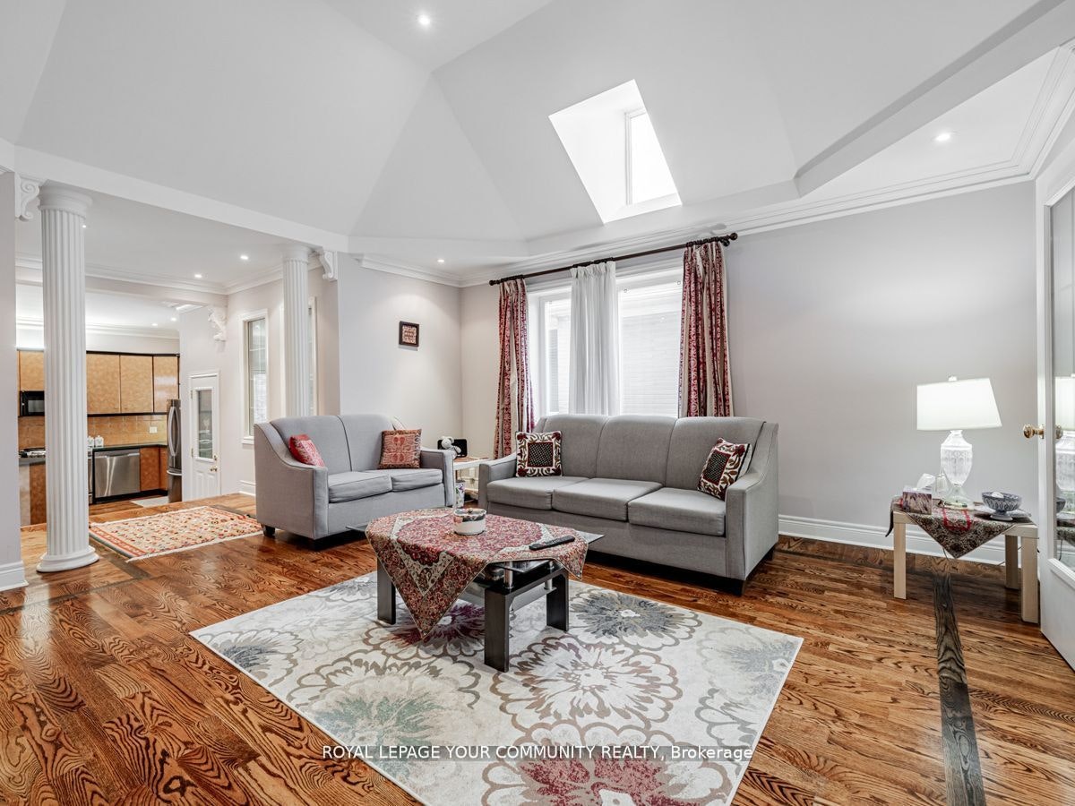 9 Robson Place E, Toronto, ON, M2R 2Y3 - 6