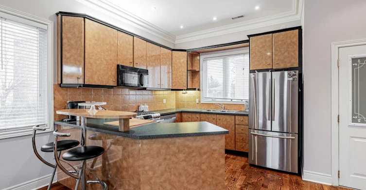 9 Robson Place E, Toronto, ON, M2R 2Y3 - 16