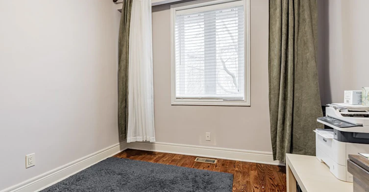 9 Robson Place E, Toronto, ON, M2R 2Y3 - 26