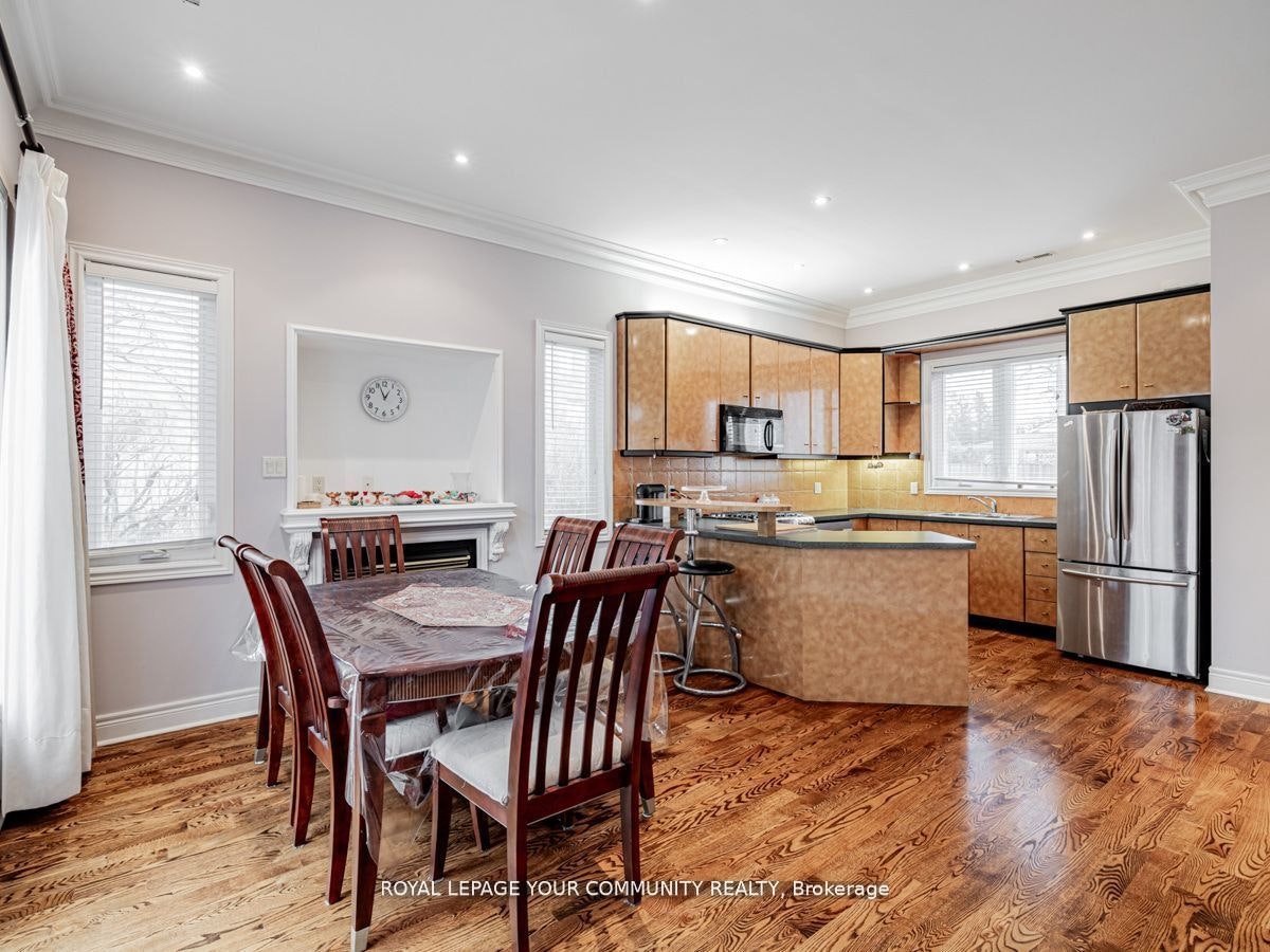 9 Robson Place E, Toronto, ON, M2R 2Y3 - 15