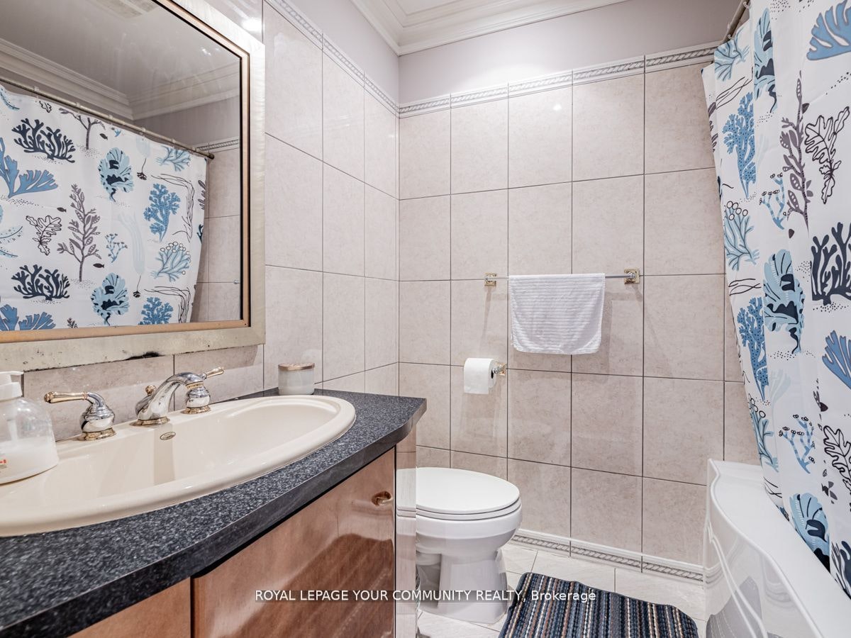 9 Robson Place E, Toronto, ON, M2R 2Y3 - 10