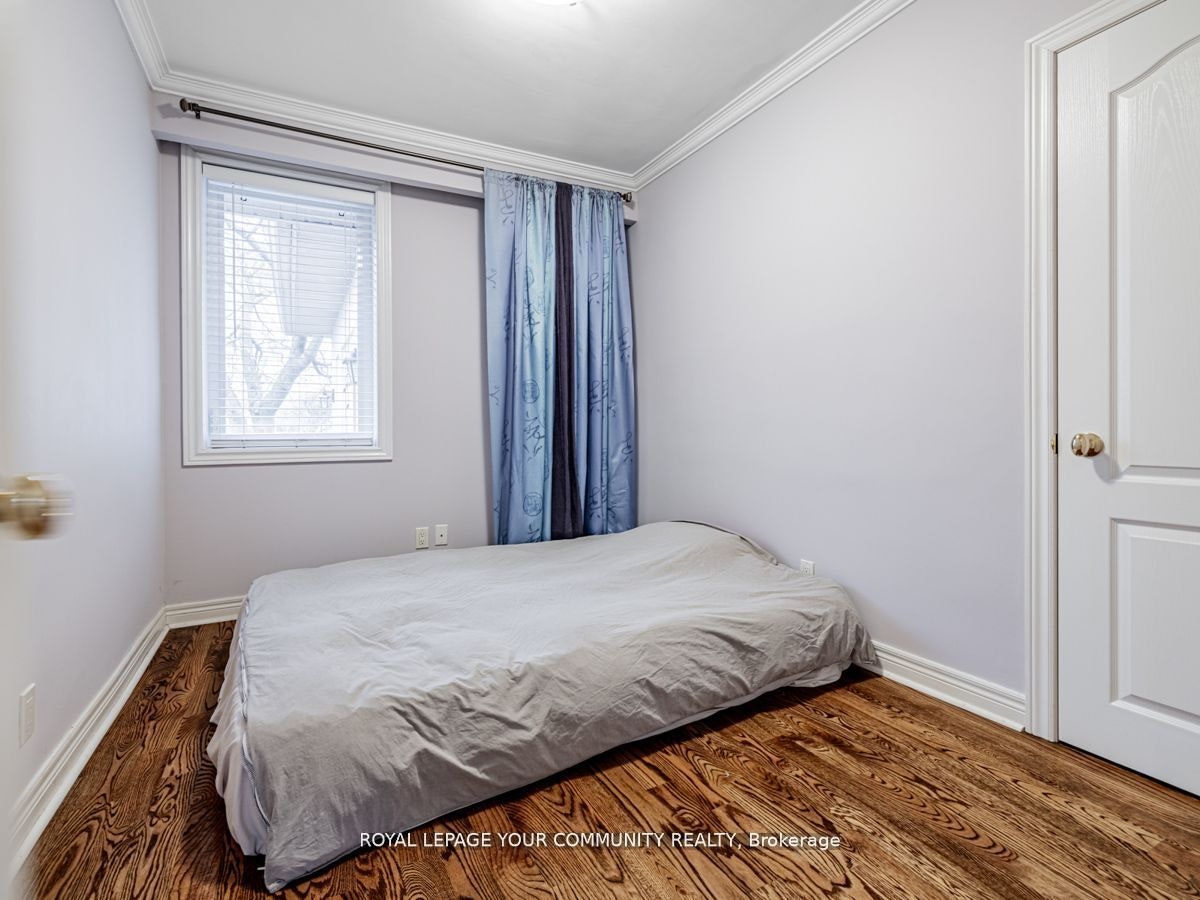 9 Robson Place E, Toronto, ON, M2R 2Y3 - 25