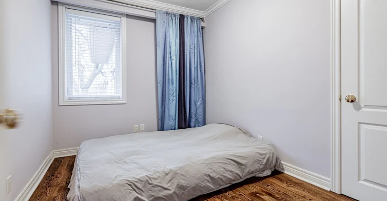 9 Robson Place E, Toronto, ON, M2R 2Y3 - 25