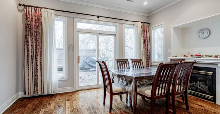9 Robson Place E, Toronto, ON, M2R 2Y3 - 12