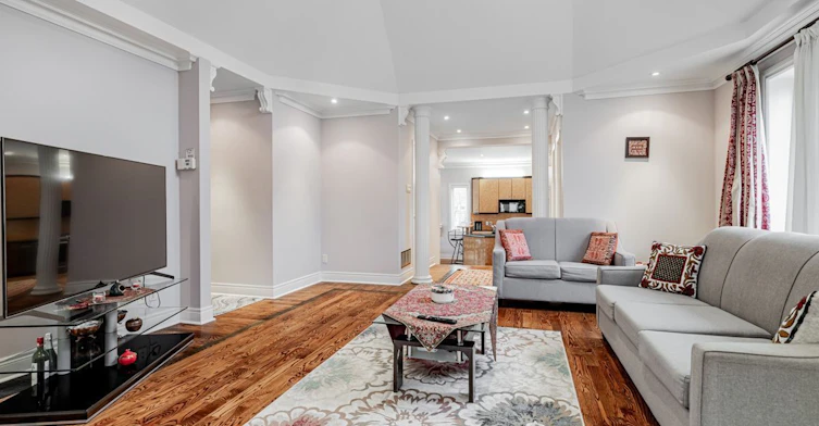 9 Robson Place E, Toronto, ON, M2R 2Y3 - 8