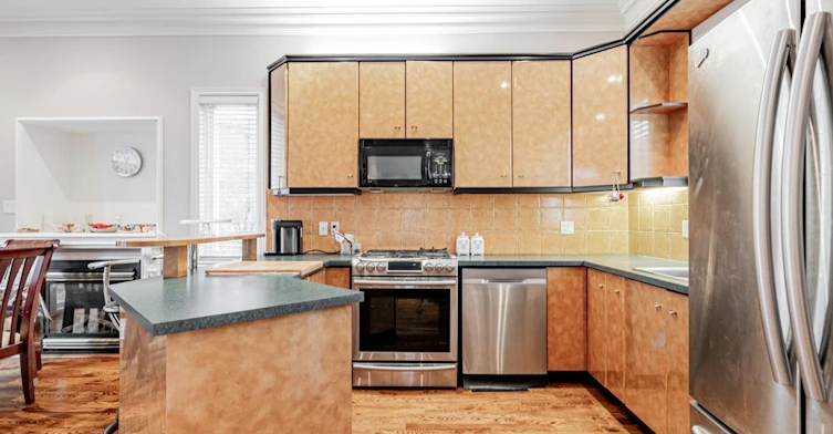 9 Robson Place E, Toronto, ON, M2R 2Y3 - 18