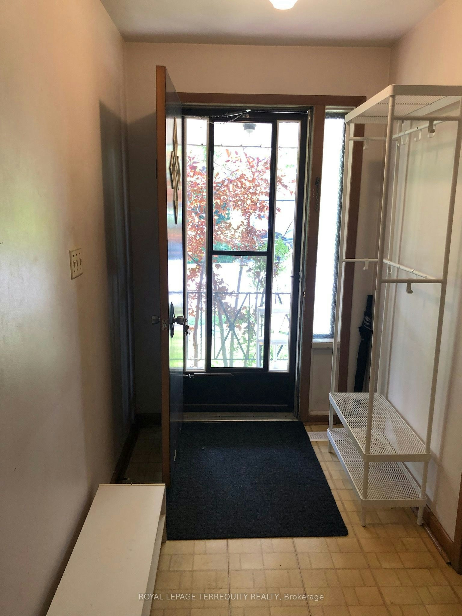 211 Pineway Boulevard, Toronto, ON, M2H 1B4 - 5