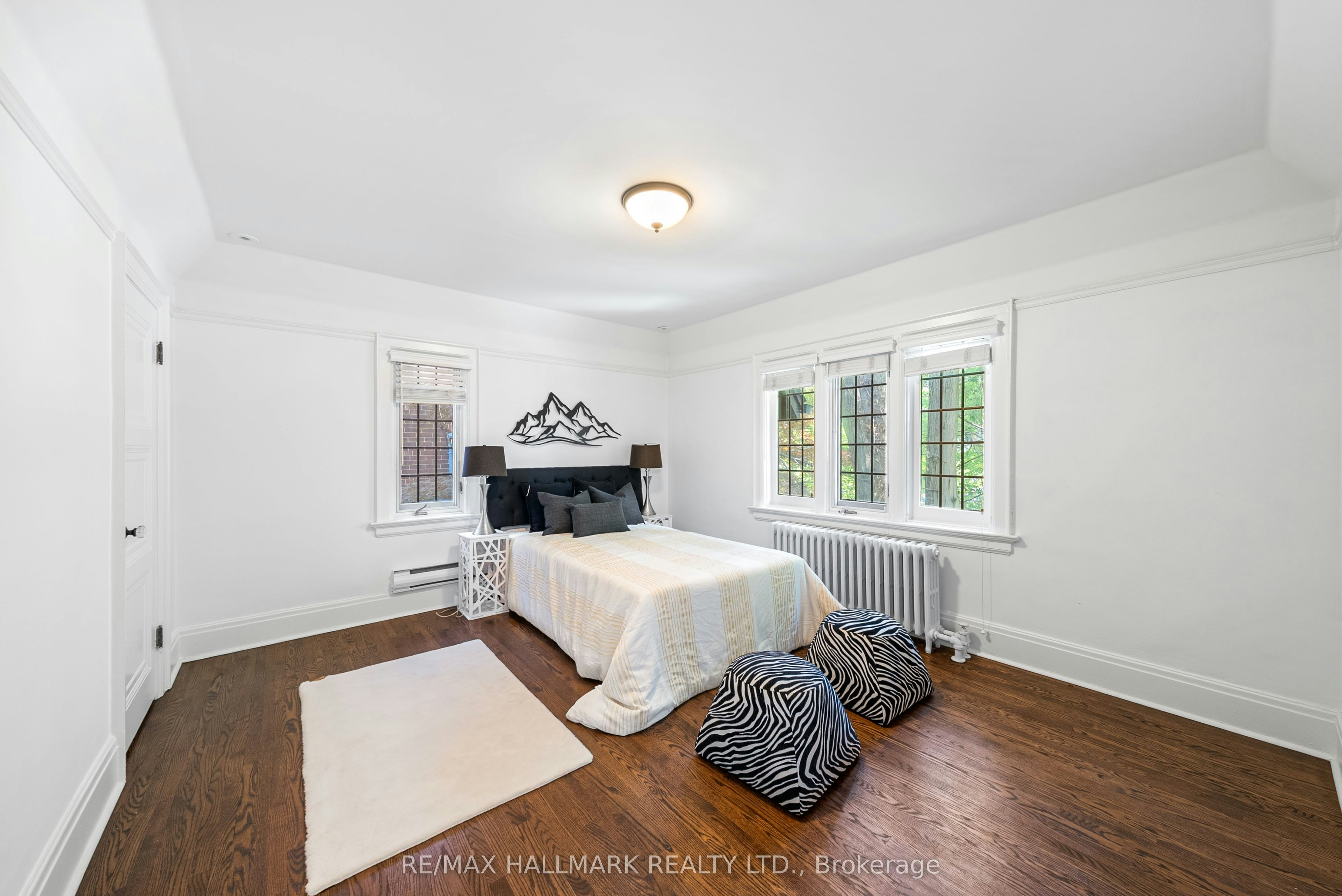 16 Elderwood Drive, Toronto, ON, M5P 1W5 - 25