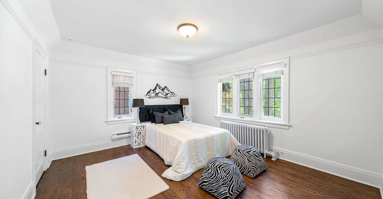 16 Elderwood Drive, Toronto, ON, M5P 1W5 - 25
