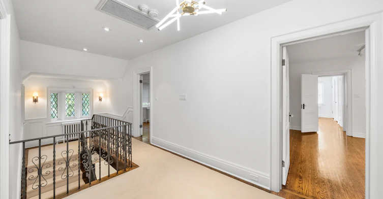16 Elderwood Drive, Toronto, ON, M5P 1W5 - 28