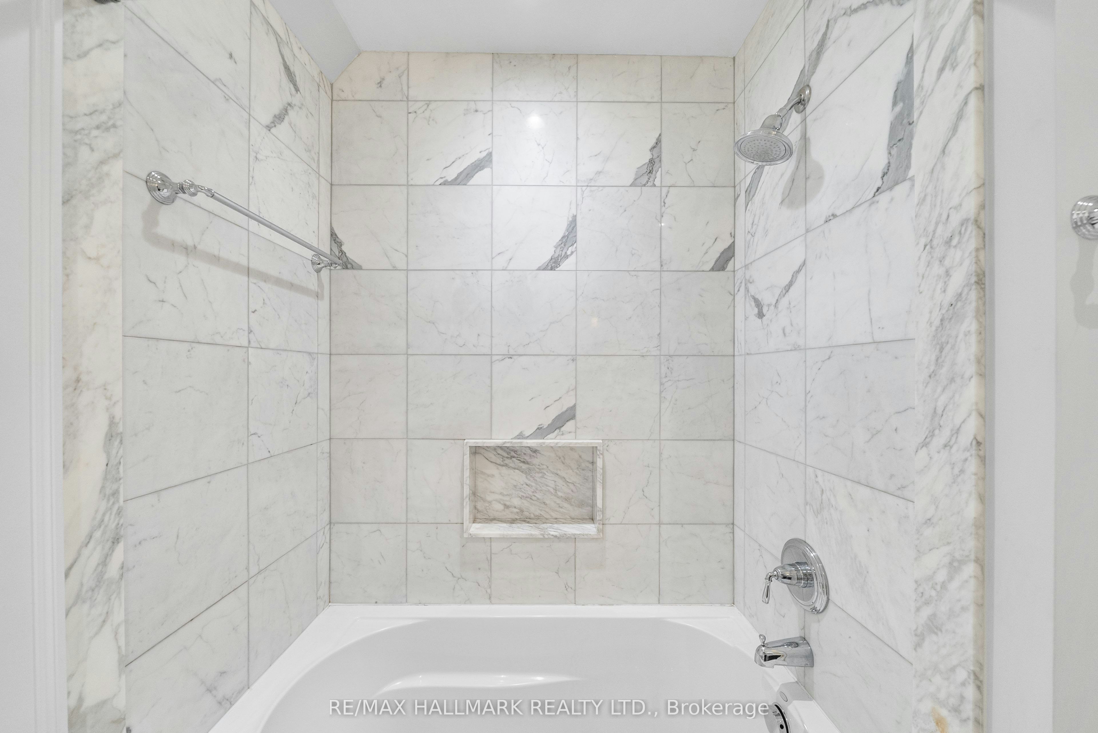 16 Elderwood Drive, Toronto, ON, M5P 1W5 - 27