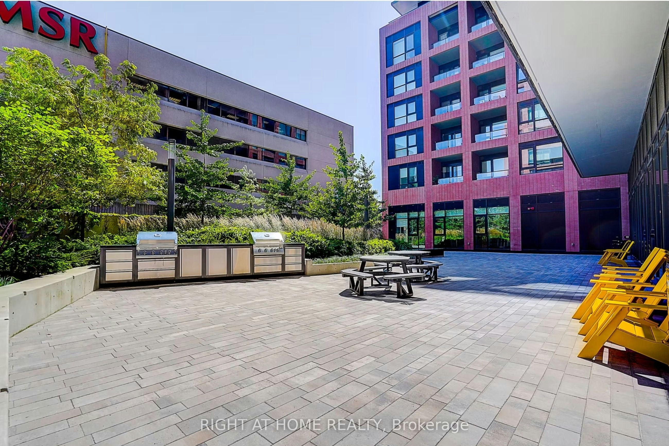 202-8 Tippett Road, Toronto, ON, M3H 0E7 - 11