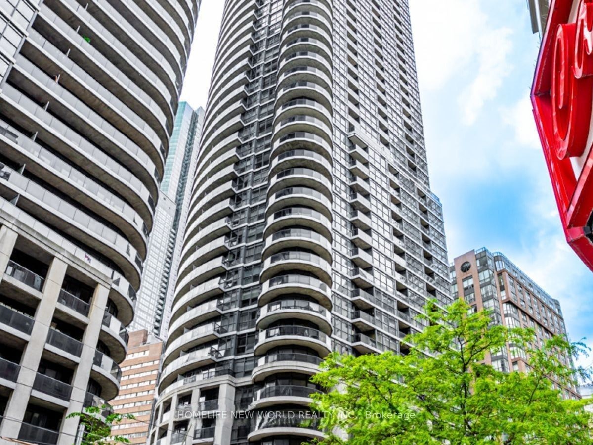 3008-21 Carlton Street, Toronto, ON, M5B 1L3 - 2