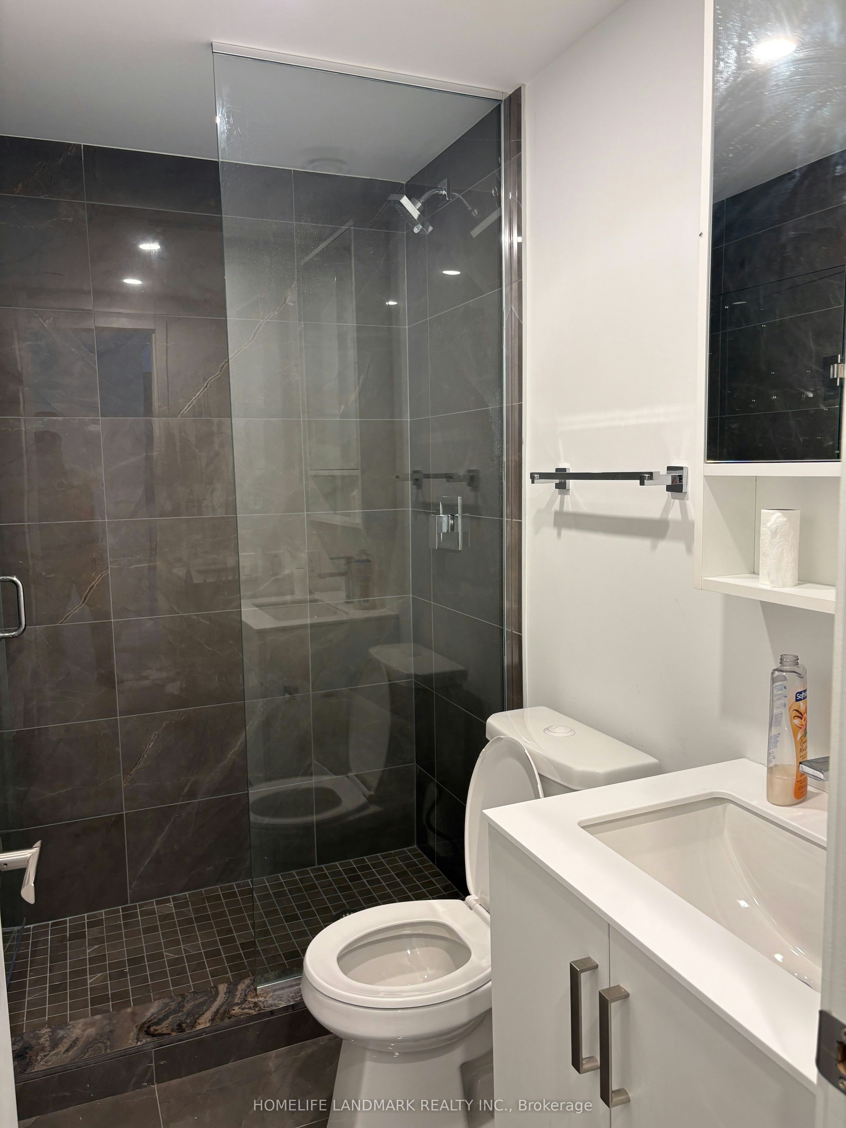 3712-88 Queen Street E, Toronto, ON, M5C 0B6 - 12