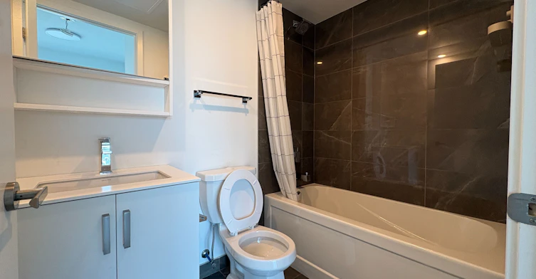 3712-88 Queen Street E, Toronto, ON, M5C 0B6 - 10