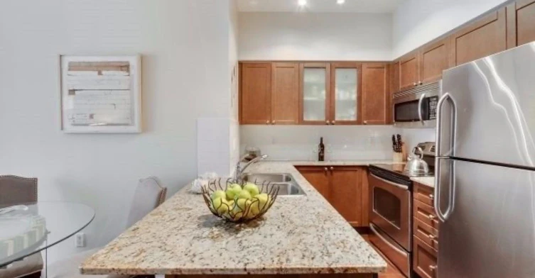 3201-761 Bay Street, Toronto, ON, M5G 2R2 - 6