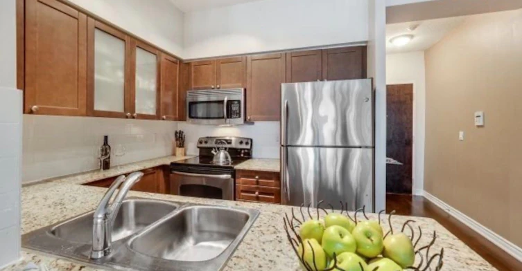 3201-761 Bay Street, Toronto, ON, M5G 2R2 - 7