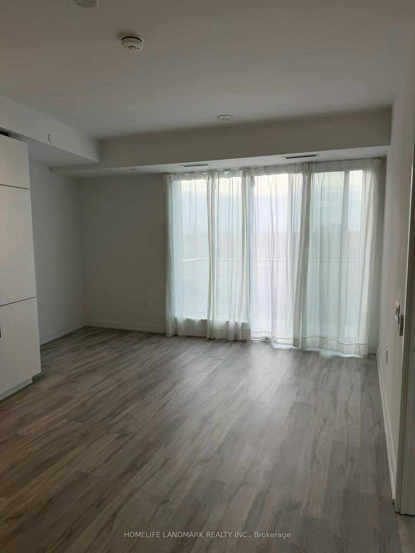 N830-7 Golden Lion Heights, Toronto, ON, M2M 0C1 - 2