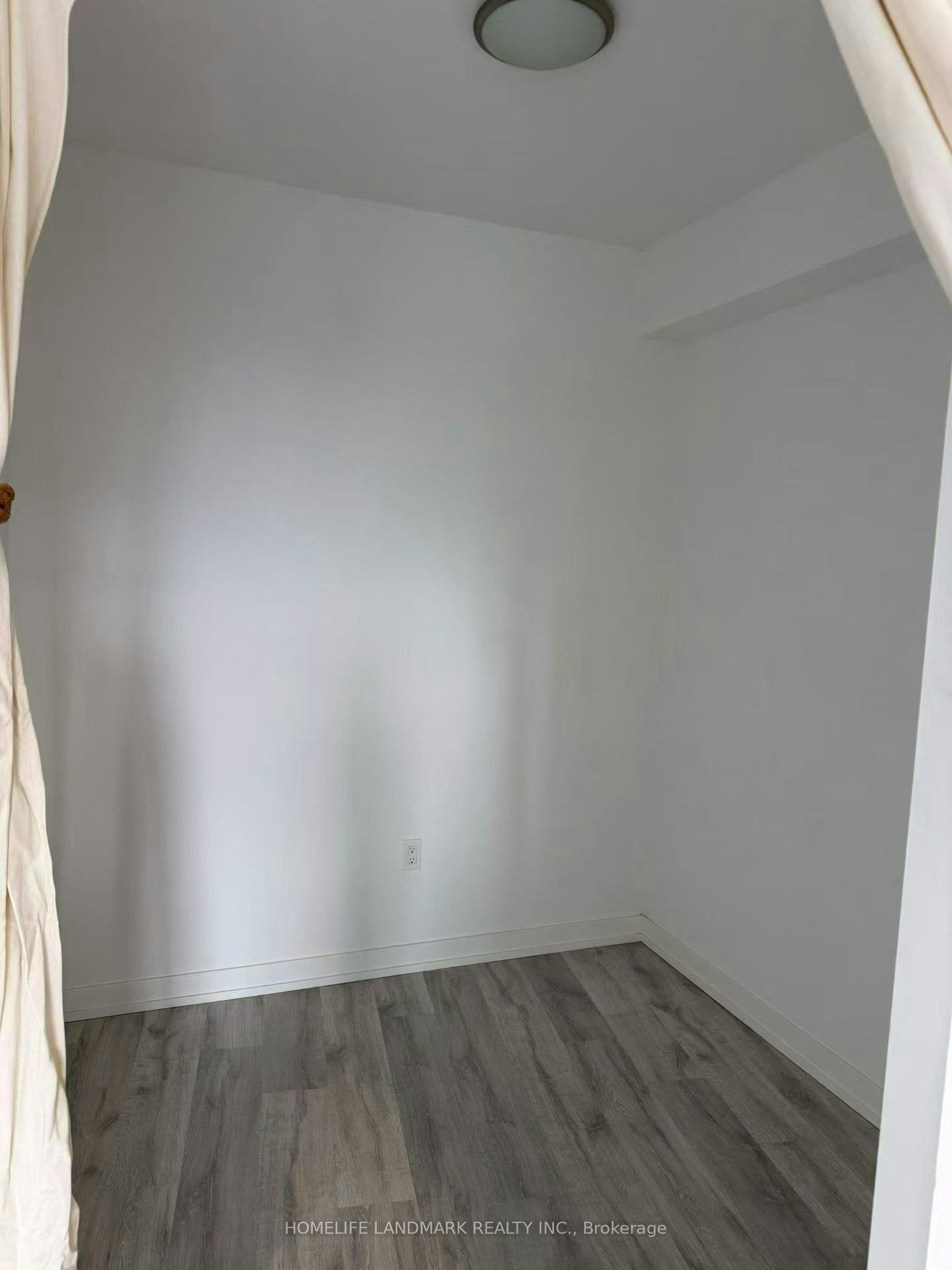 N830-7 Golden Lion Heights, Toronto, ON, M2M 0C1 - 5