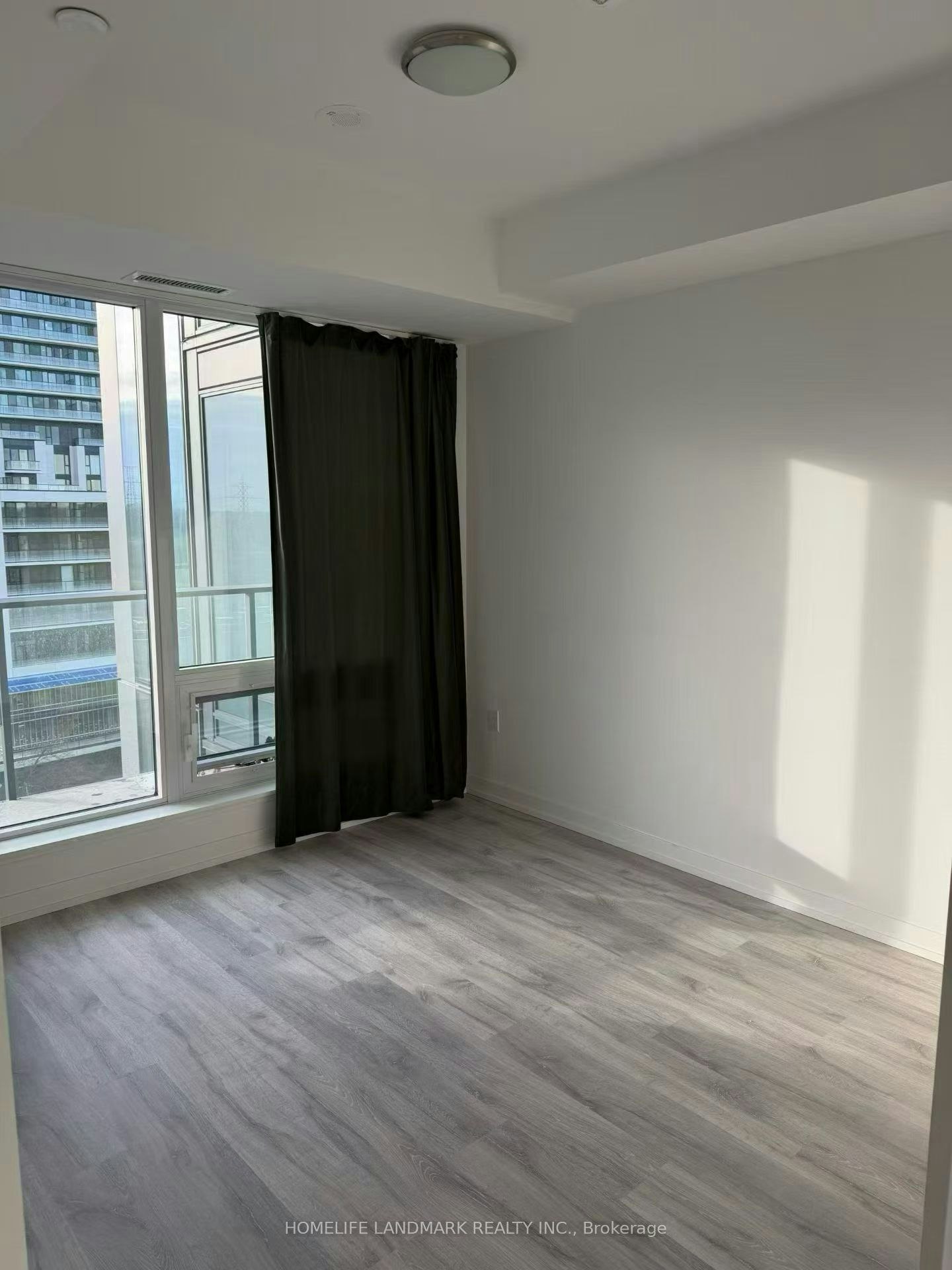 N830-7 Golden Lion Heights, Toronto, ON, M2M 0C1 - 3