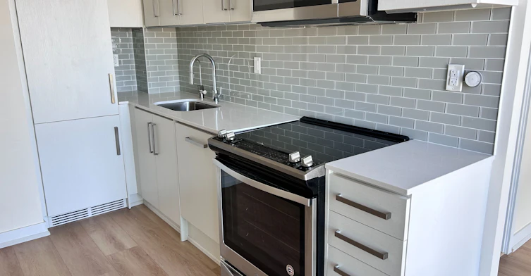 2405-5180 Yonge Street, Toronto, ON, M2N 5P6 - 24