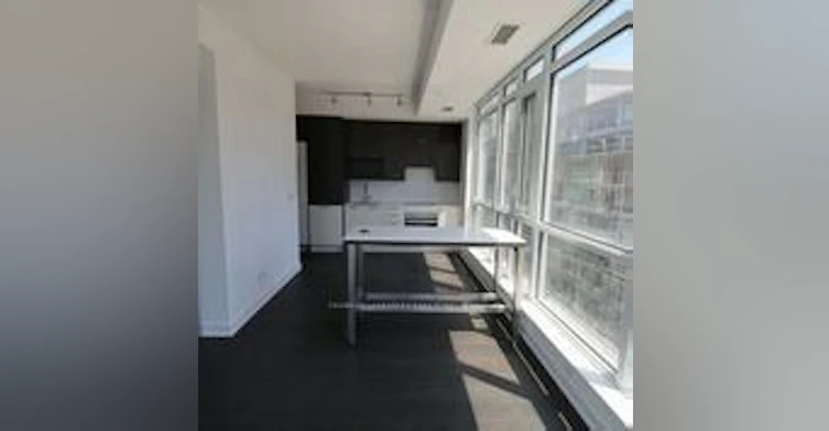 1107-30 Nelson Street, Toronto, ON, M5V 0H5 - 2