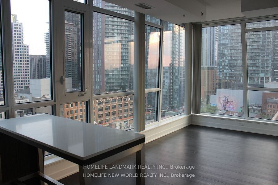1107-30 Nelson Street, Toronto, ON, M5V 0H5 - 9