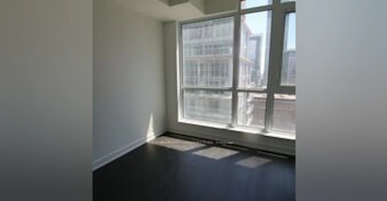 1107-30 Nelson Street, Toronto, ON, M5V 0H5 - 7