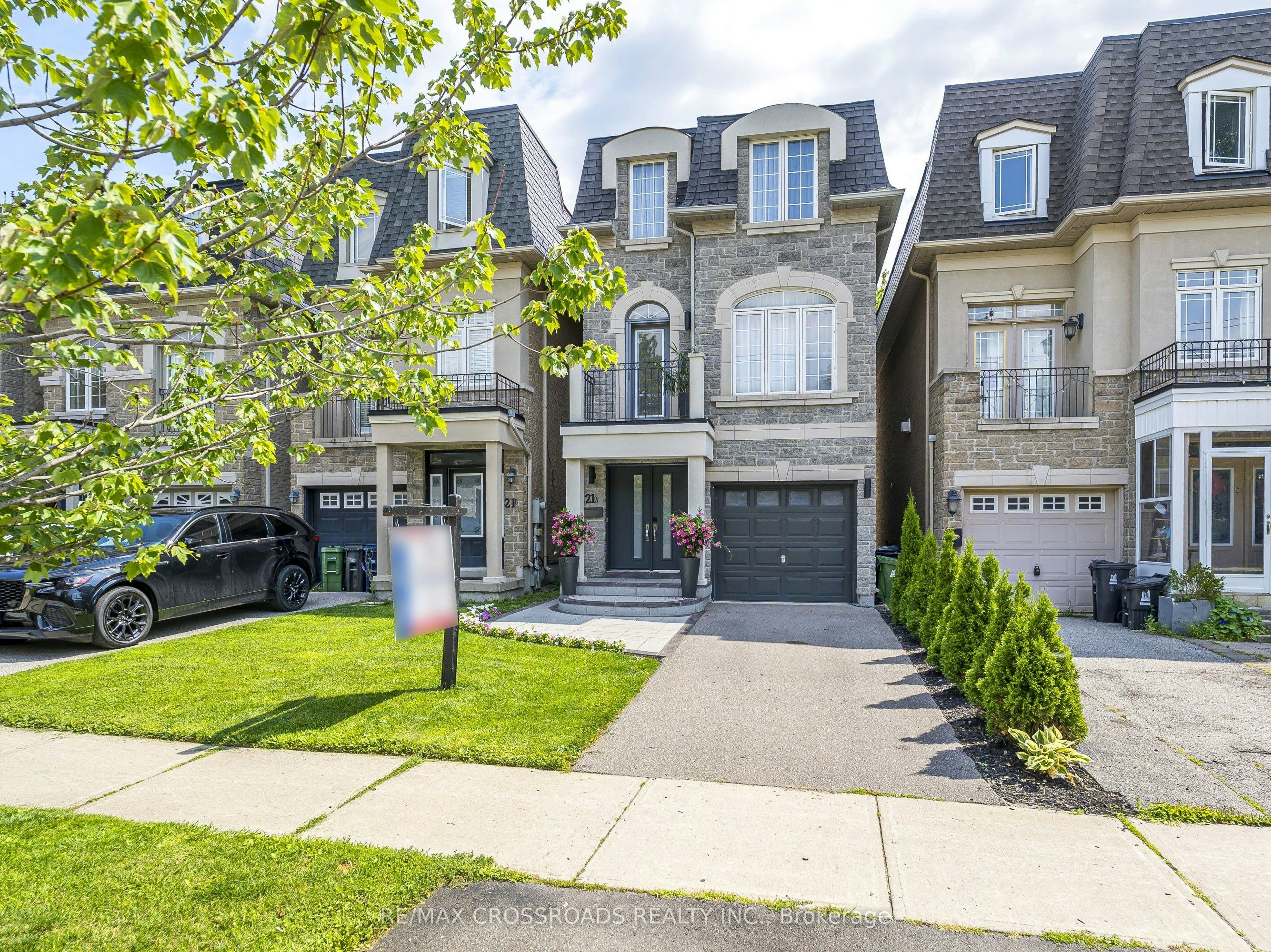 21A Brian Drive, Toronto, ON, M2J 3X8