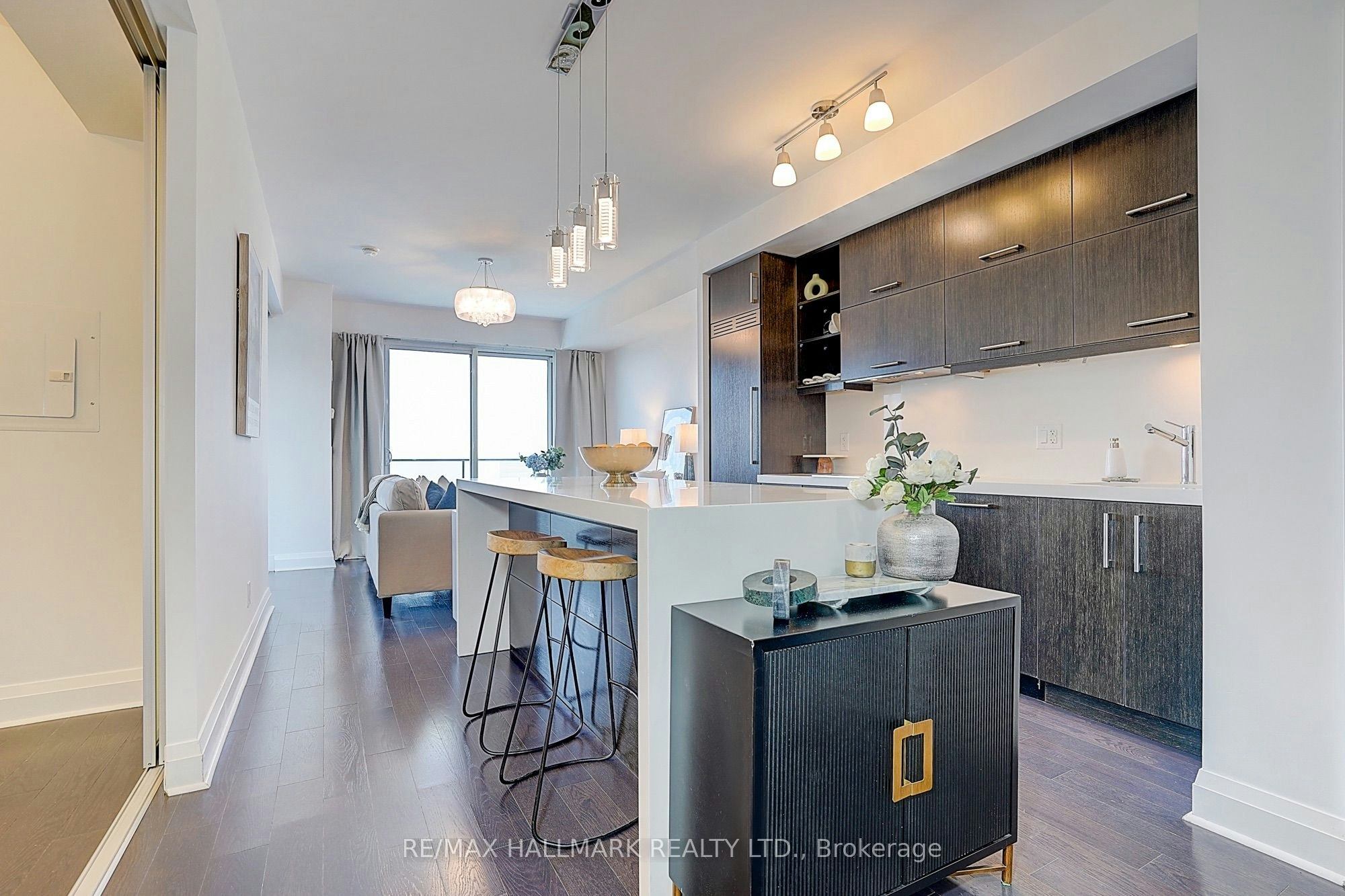 2906-65 St Mary Street, Toronto, ON, M5S 0A6 - 2