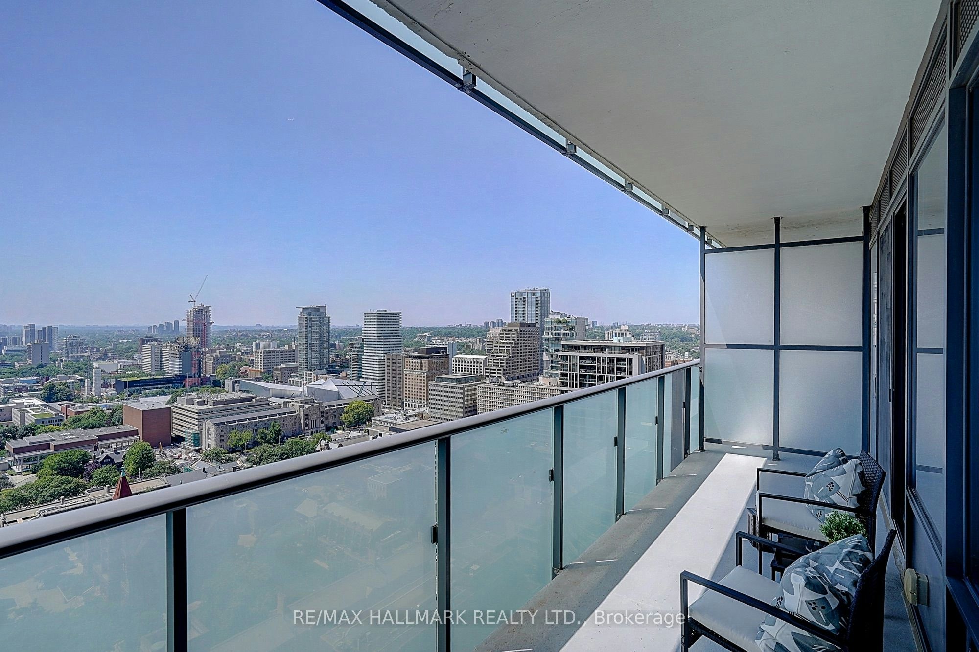 2906-65 St Mary Street, Toronto, ON, M5S 0A6 - 29