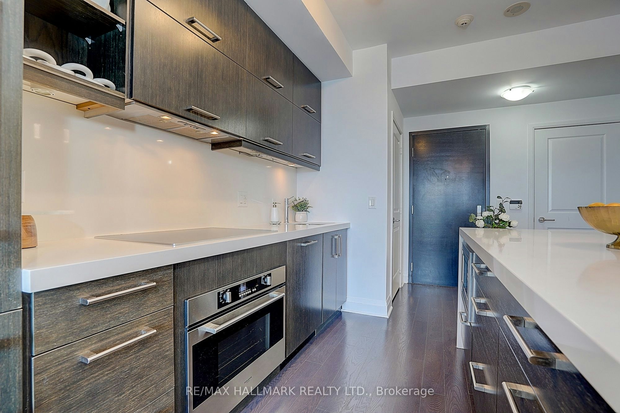 2906-65 St Mary Street, Toronto, ON, M5S 0A6 - 17