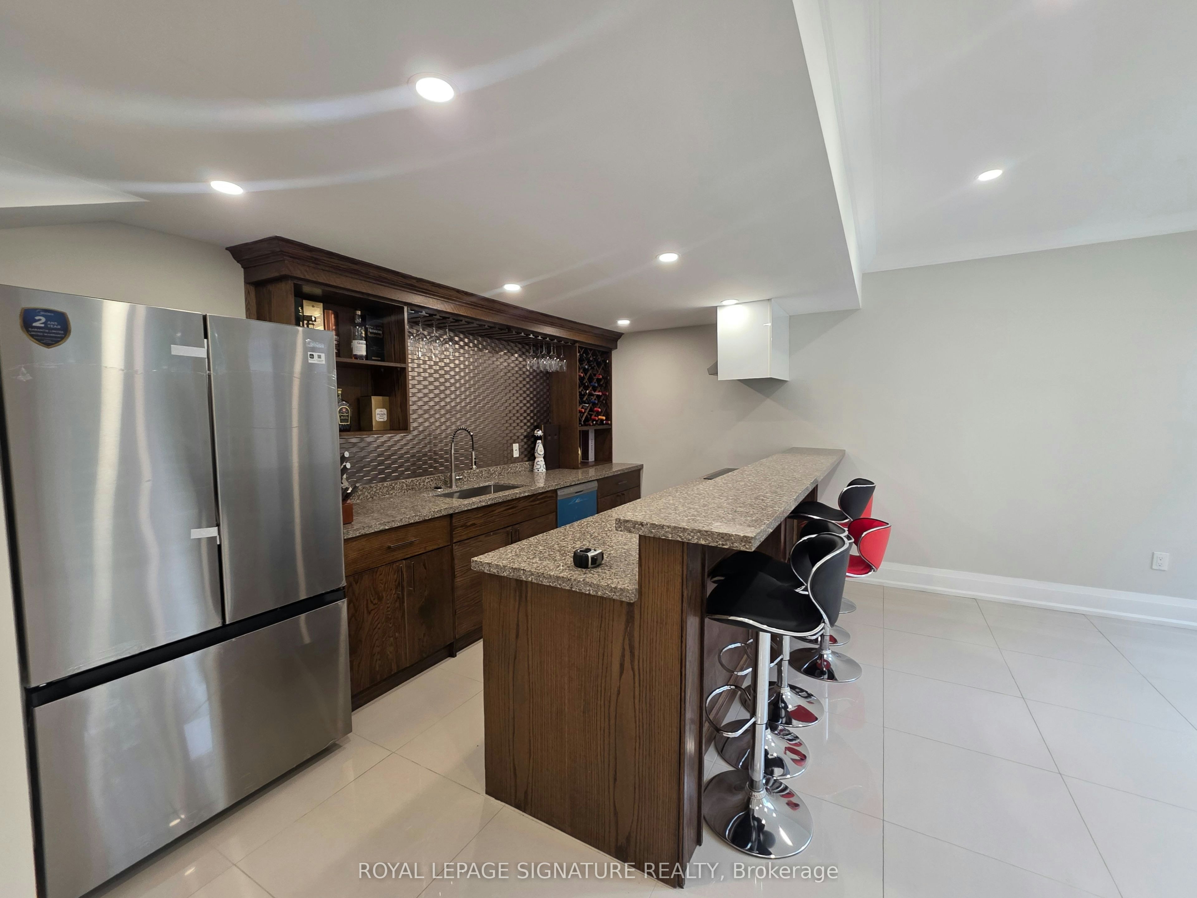 Lower-12 Terrace Avenue, Toronto, ON, M2R 1E9 - 6