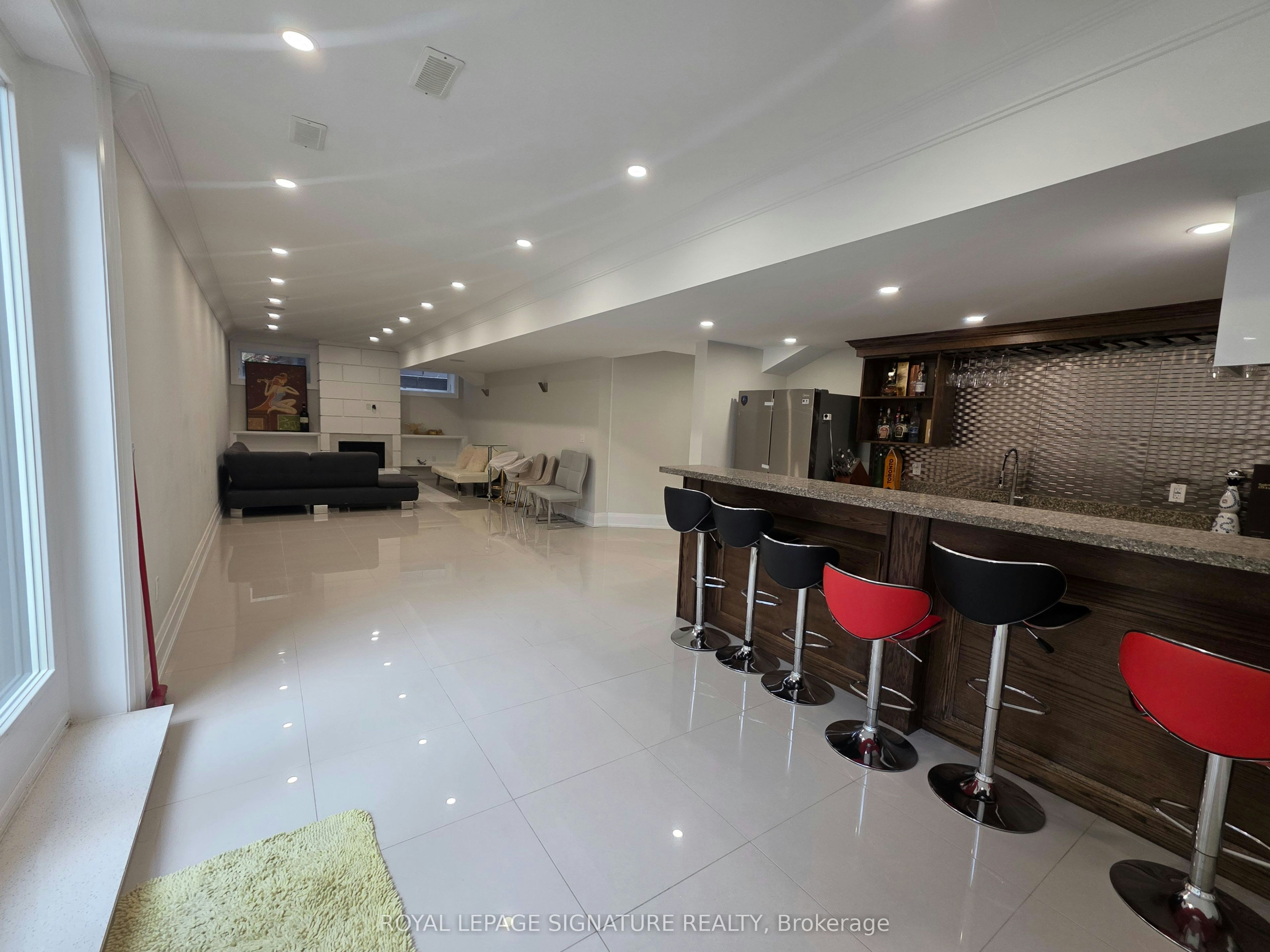 Lower-12 Terrace Avenue, Toronto, ON, M2R 1E9 - 7