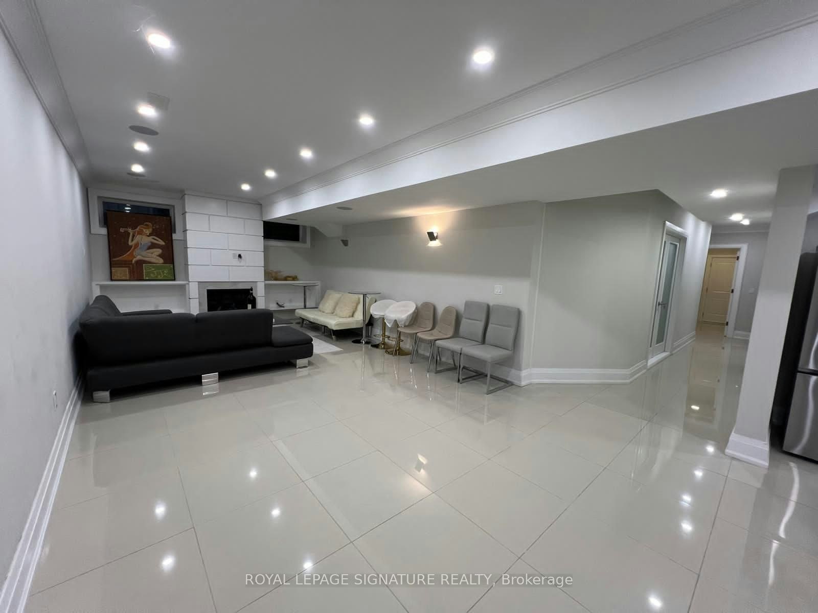 Lower-12 Terrace Avenue, Toronto, ON, M2R 1E9 - 19