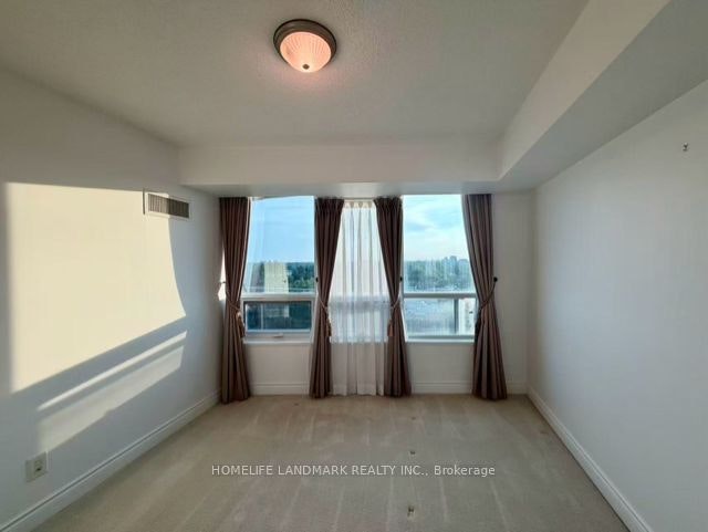 828-25 Greenview Avenue, Toronto, ON, M2M 0A5 - 7