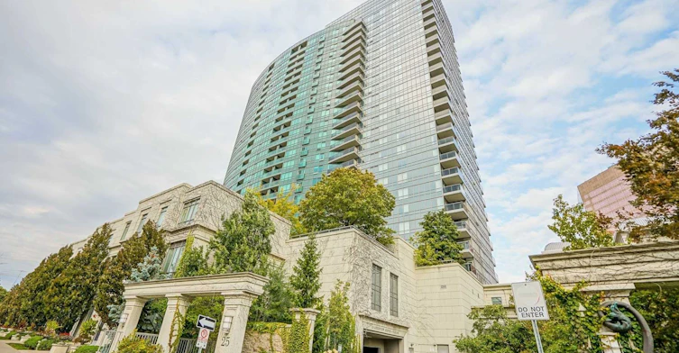 828-25 Greenview Avenue, Toronto, ON, M2M 0A5