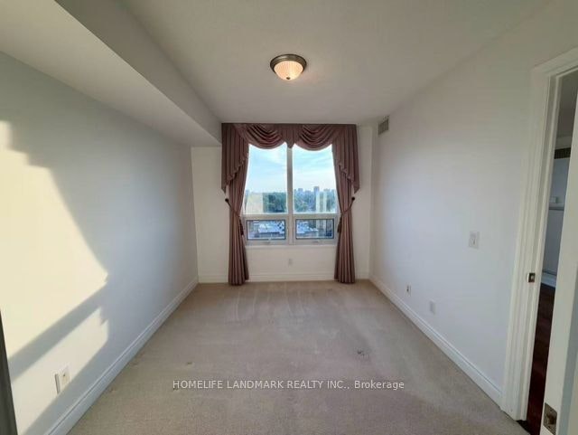 828-25 Greenview Avenue, Toronto, ON, M2M 0A5 - 10