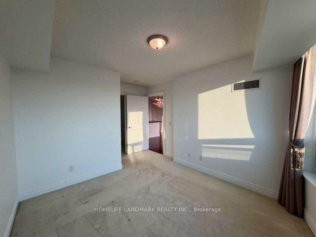 828-25 Greenview Avenue, Toronto, ON, M2M 0A5 - 8