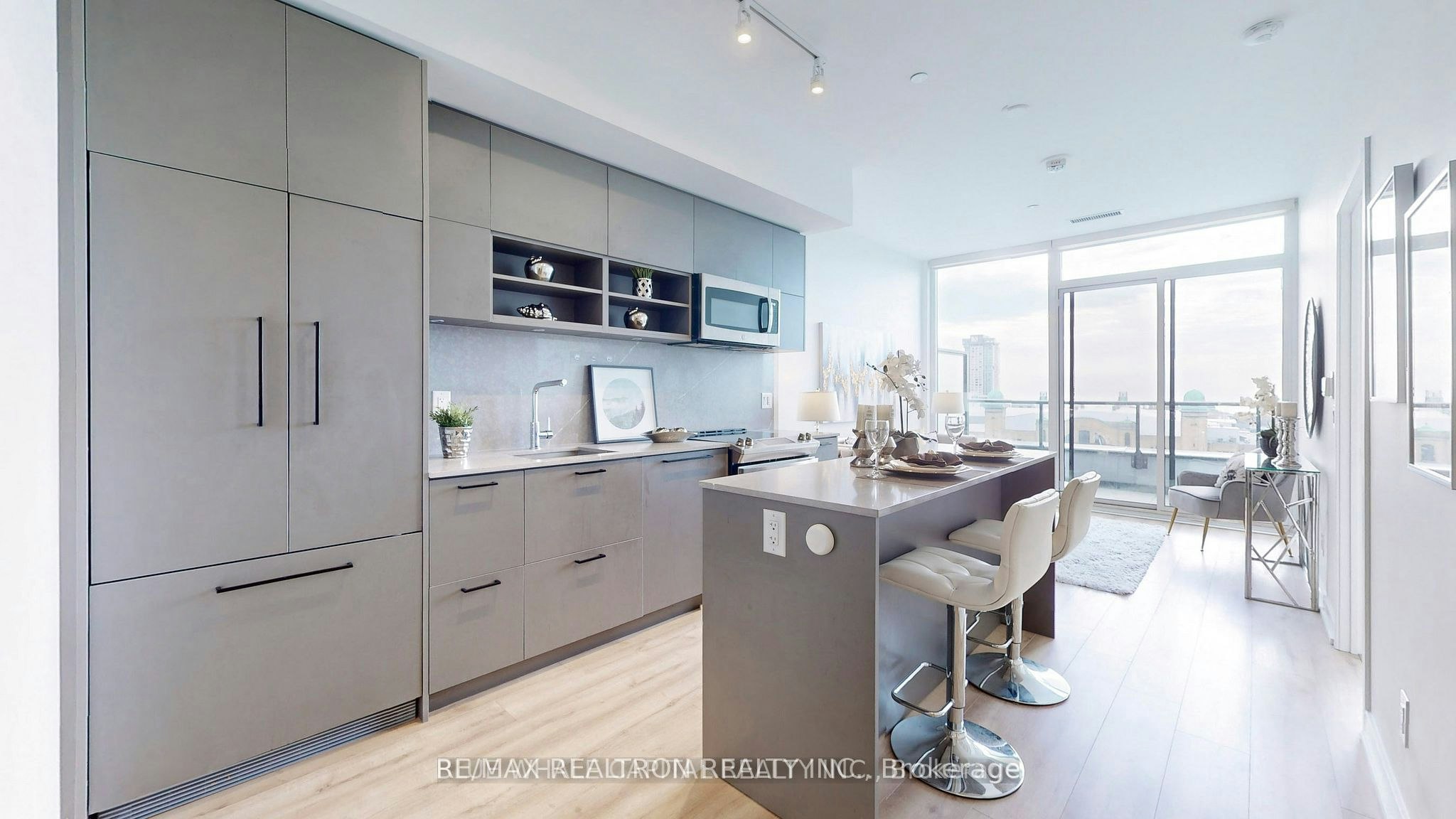 702-135 East Liberty Street, Toronto, ON, M6K 0G7 - 9