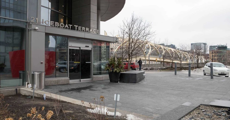 3612-21 Iceboat Terrace, Toronto, ON, M5V 4A9 - 2