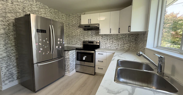 Main-217 Moore Park Avenue, Toronto, ON, M2M 1N5 - 6