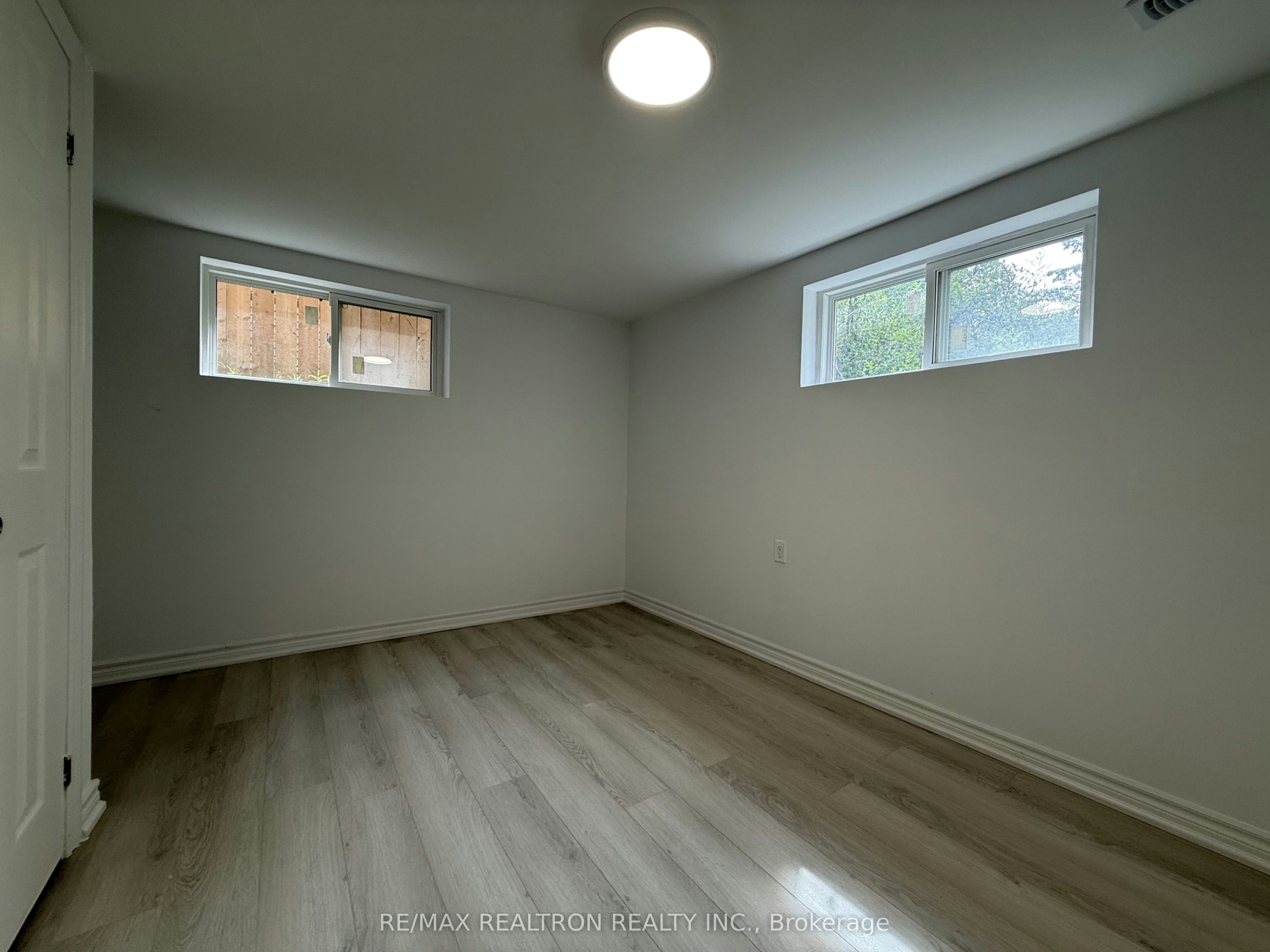 Basement-217 Moore Park Avenue, Toronto, ON, M2M 1N5 - 5