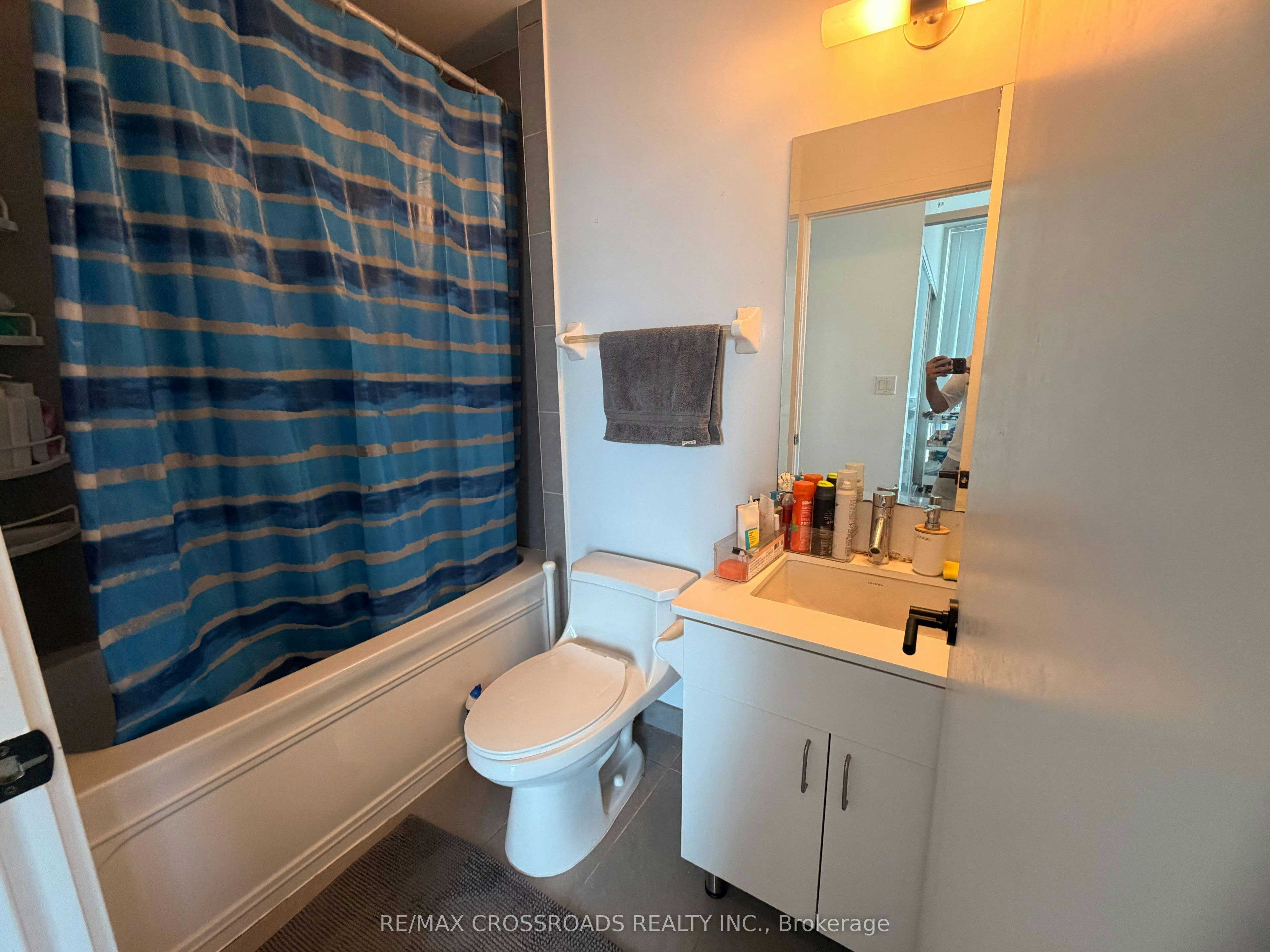 3008-426 University Avenue, Toronto, ON, M5G 1S9 - 16